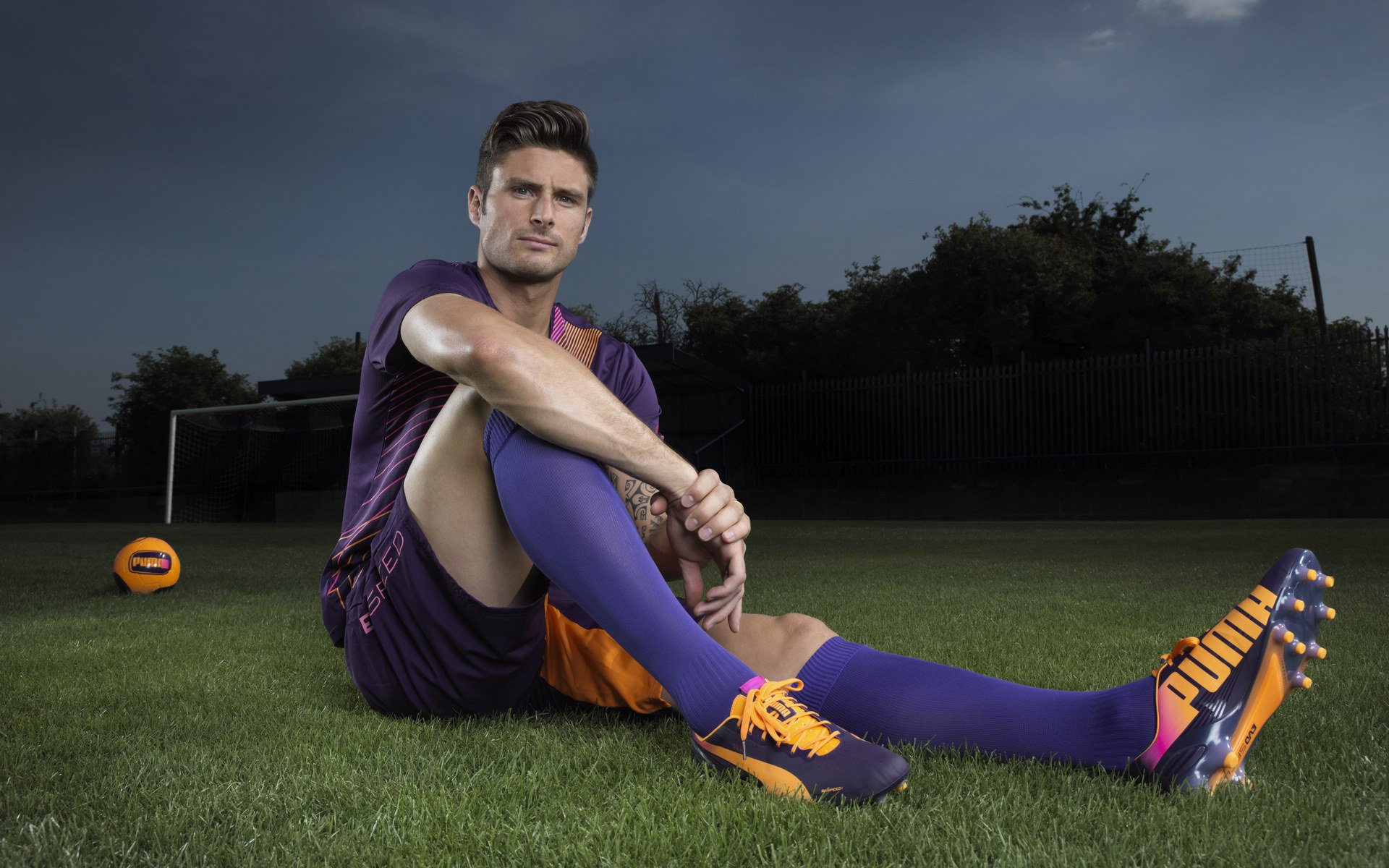 爱游戏下载-全黑队无与伦比的战术执行力，为比赛增添不少看点，黑队是什么意思